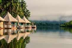 4 Rivers Floating Lodge