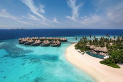 The aerial view of Naiboli Bar, Ocean Houses & Residence of The Nautilus Maldives