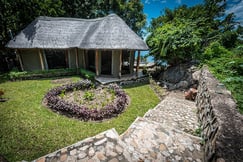 Blue Zebra Island Lodge