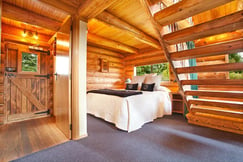 Fiordland Lodge