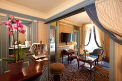 Grand Hotel de Bordeaux & Spa