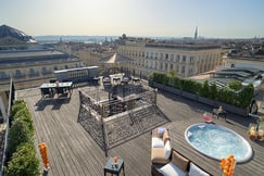 Grand Hotel de Bordeaux & Spa