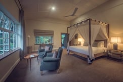 Bedroom of Hali Ela Demodera at Nine Skies, Sri Lanka