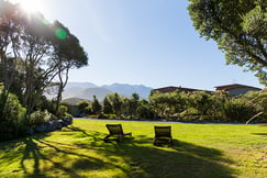 Hapuku Lodge & Tree House