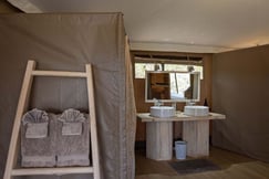 Bathroom in luxury camp in Kenya