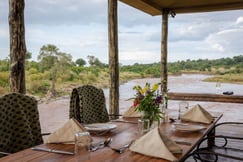 Views of the Mara River at Kimya Kimya