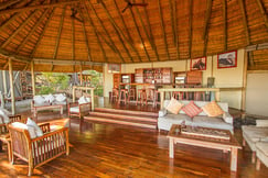 Kwando Lagoon Camp