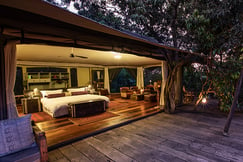 Mara Plains Camp