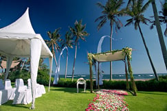 Ombak Luwung Beachfront Estate