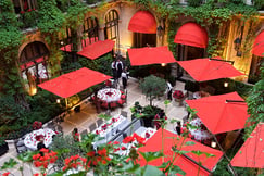 Hotel Plaza Athenee