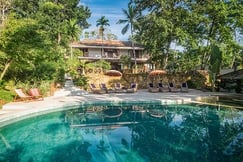 Pool at Meda Gedara, Sri Lanka