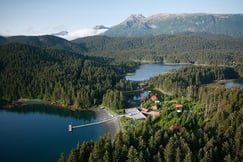 Tukta Bay Lodge