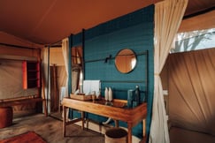 Ensuite bathroom at the Usawa Serengeti mobile tented camp