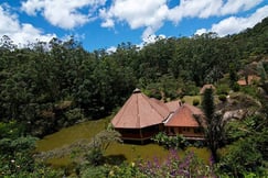 Vakona Forest Lodge