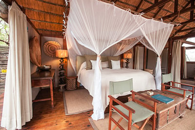 Sindabezi Island Lodge