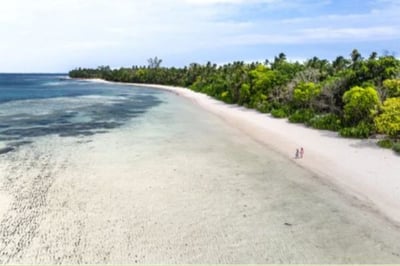 Beach at luxury Seychelles hotel