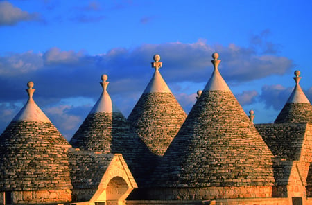 5 Scenic sight in Ostuni in a sunny summer day, Apulia (Puglia), southern Italy.