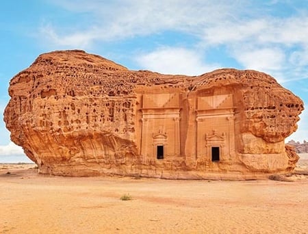 5 The Natural Wonders of Elephant Rock, Saudi Arabia