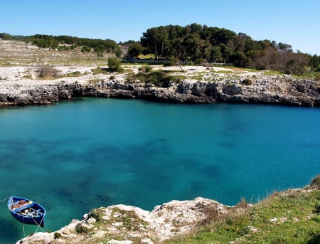 1 Scenic sight in Ostuni in a sunny summer day, Apulia (Puglia), southern Italy.